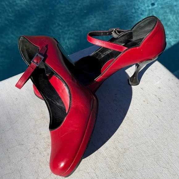 John Fluevog Listen Ups Stacey Red with Black Piping RARE FIND Size 9 - Picture 9 of 15